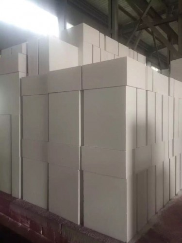 Zircon mullite bricks
