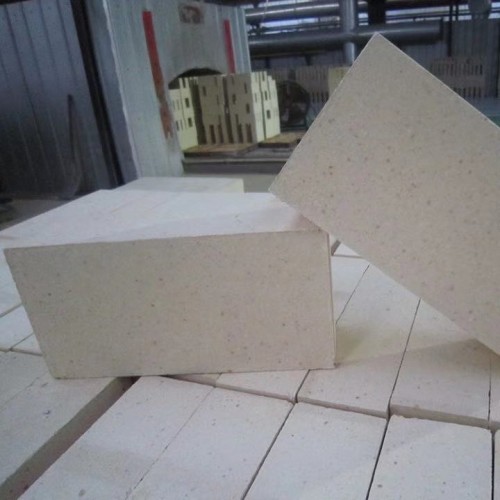 High alumina bricks